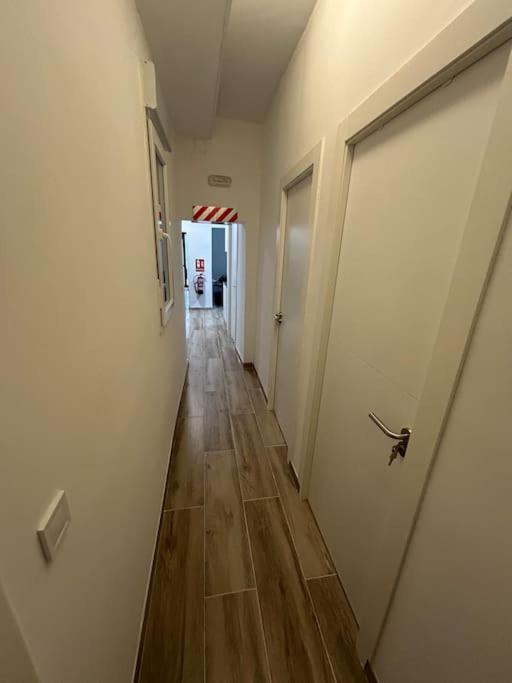 Apartamento Recien Reformado Con 5 Habitaciones Y 3 Banos มาดริด ภายนอก รูปภาพ